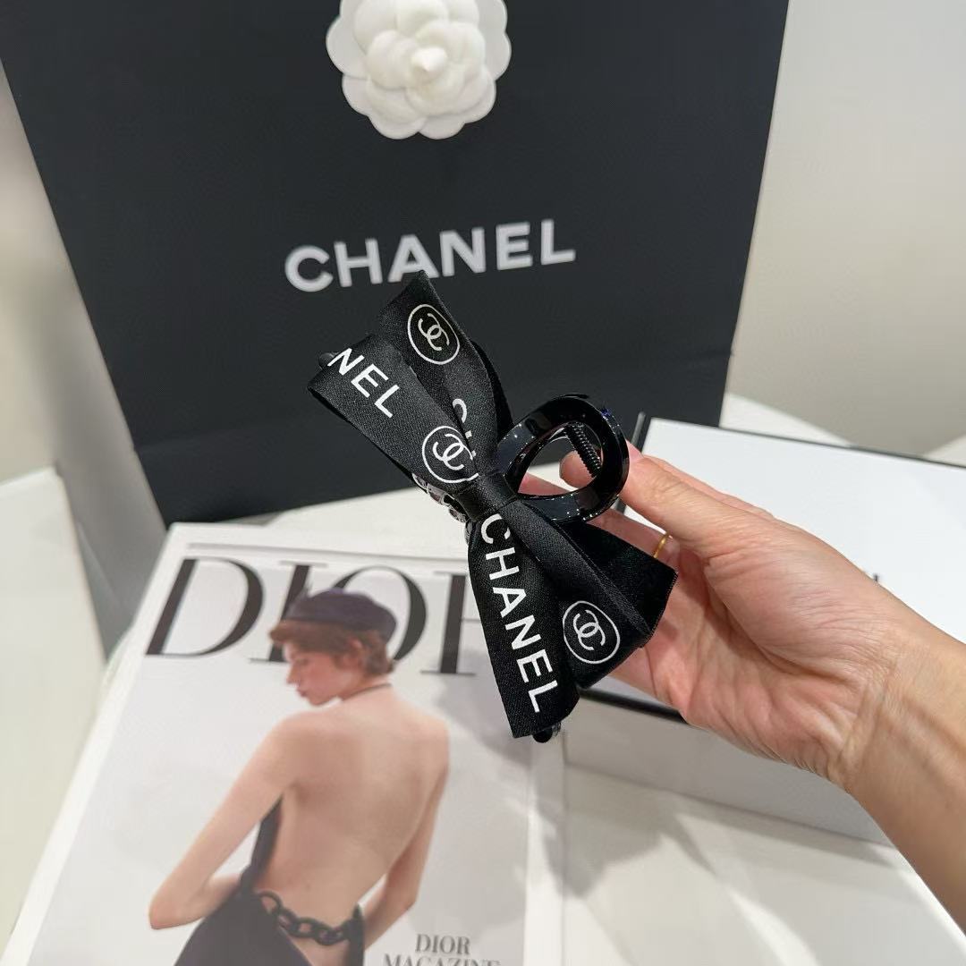 CHANE1 ダブルC文字ヘアピン【50％割引+送料無料】