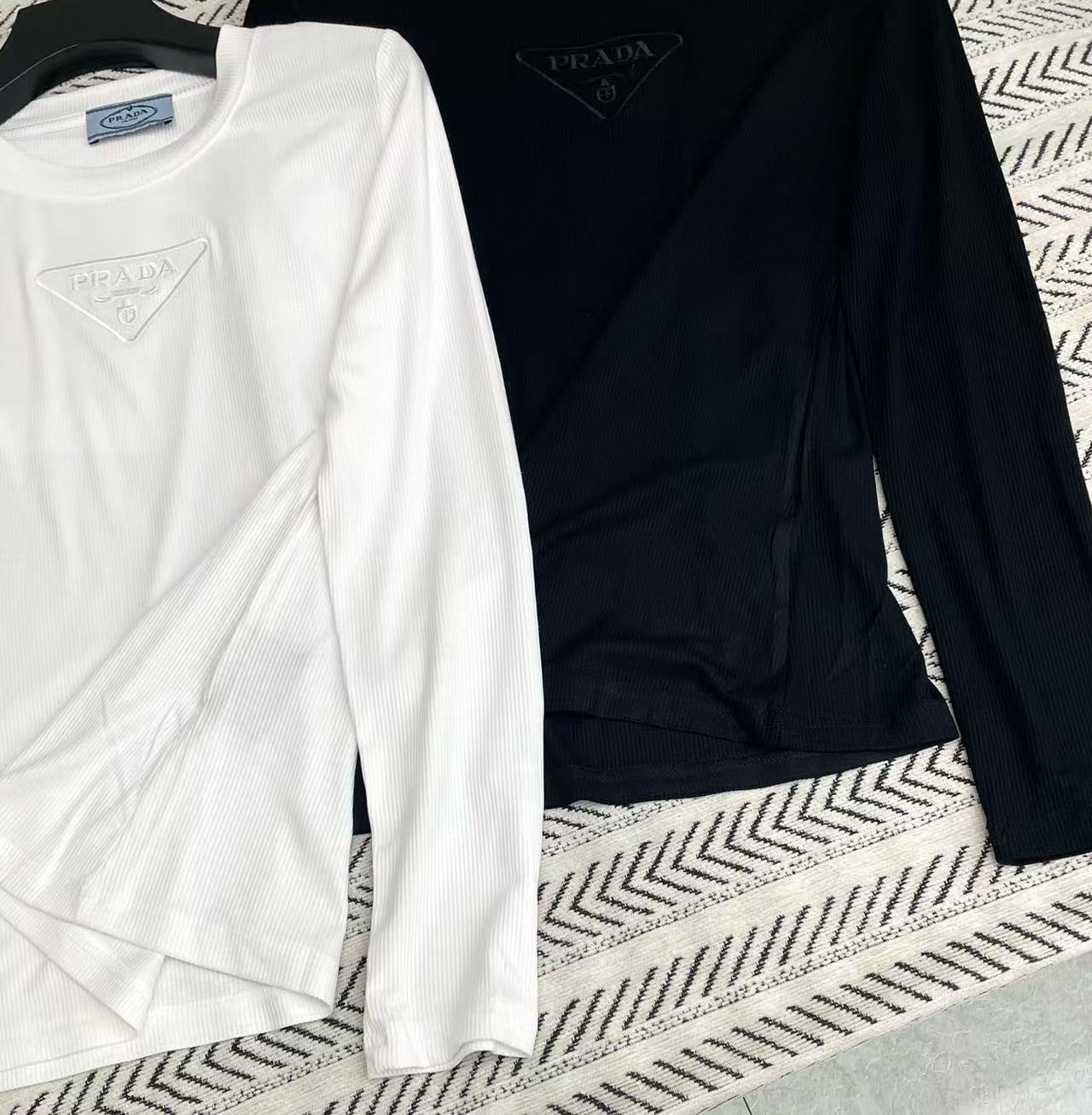 PR4DA 刺繍レタリング 長袖Tシャツ【50％割引+送料無料】