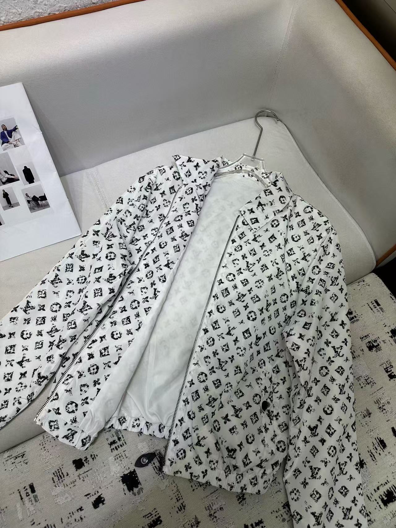 LVの高品質ジッパープリントデニムジャケット【50％割引+送料無料】