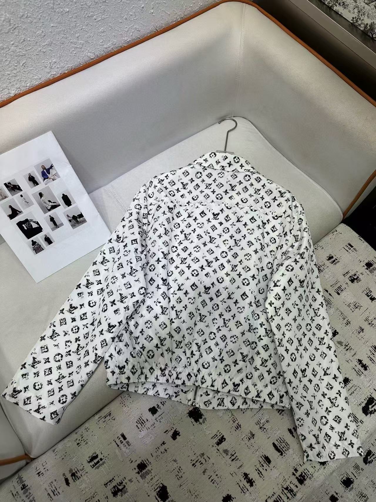 LVの高品質ジッパープリントデニムジャケット【50％割引+送料無料】