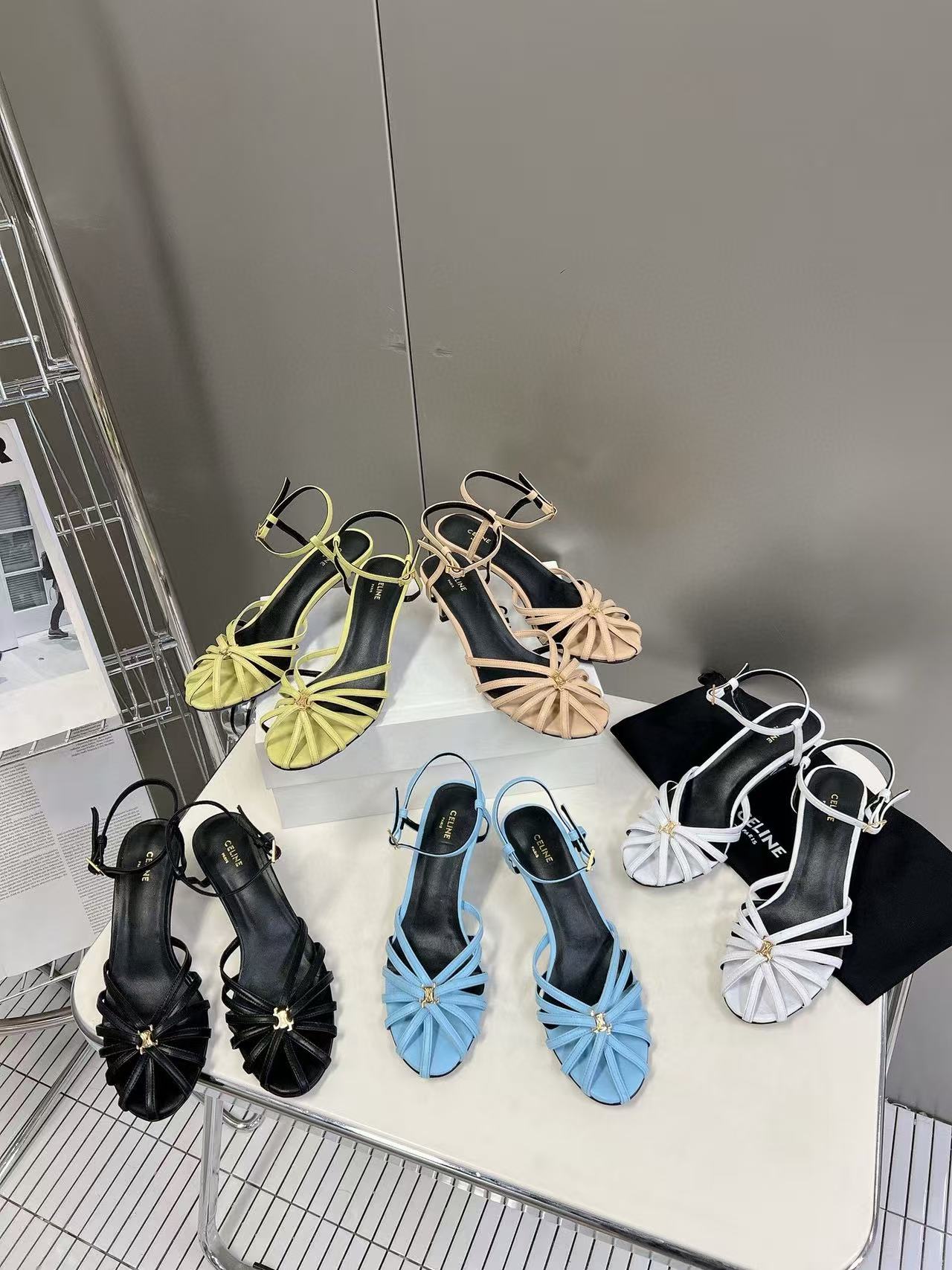 CEL1NEの高品質凱旋門サンダル【50％割引+送料無料】