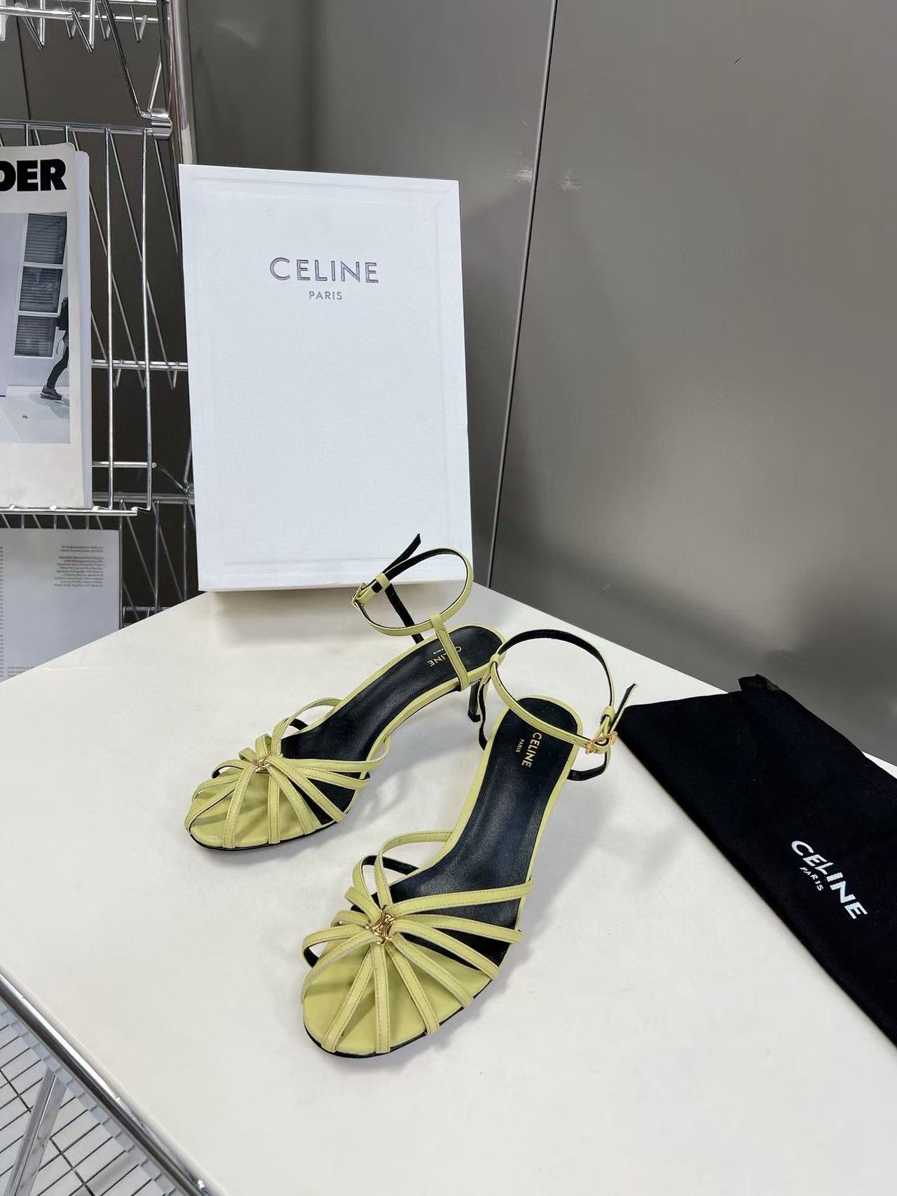CEL1NEの高品質凱旋門サンダル【50％割引+送料無料】