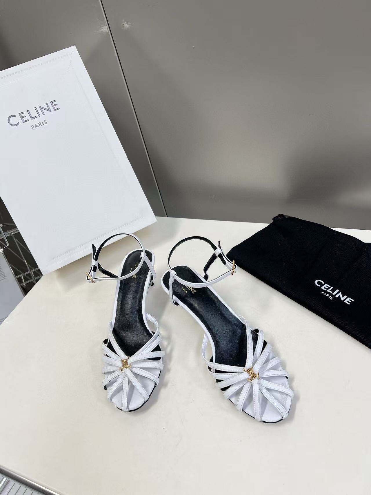 CEL1NEの高品質凱旋門サンダル【50％割引+送料無料】