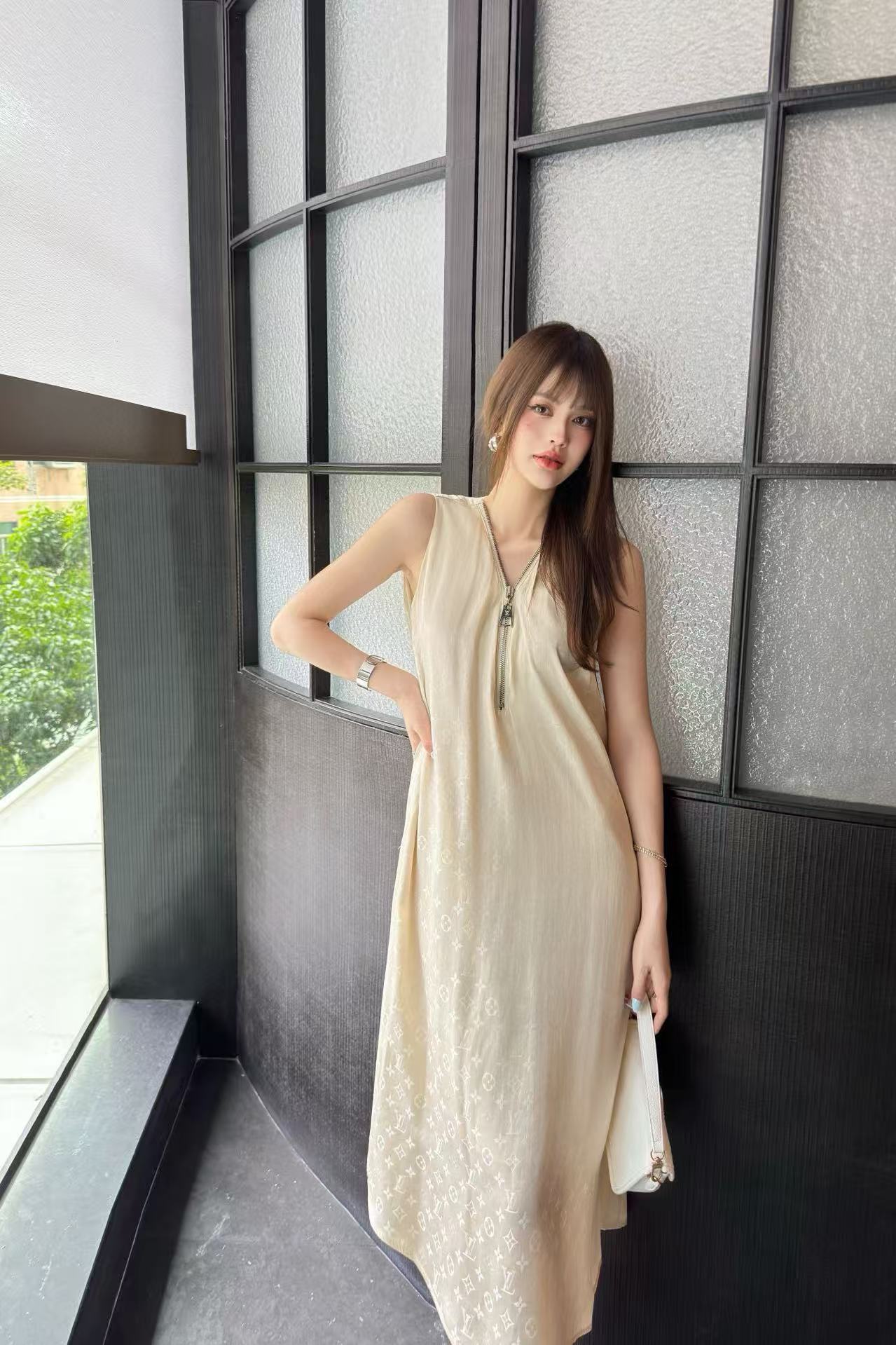 LVジャカードジッパーVネックドレス【50％割引+送料無料】