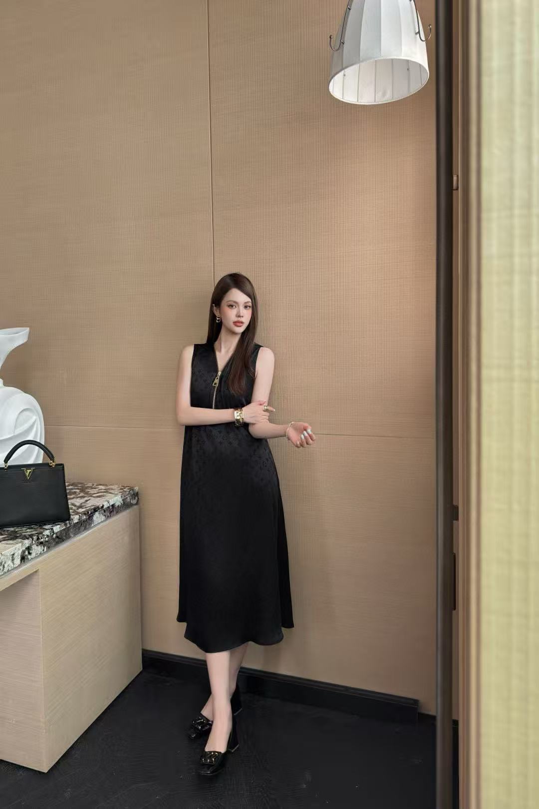 LVジャカードジッパーVネックドレス【50％割引+送料無料】