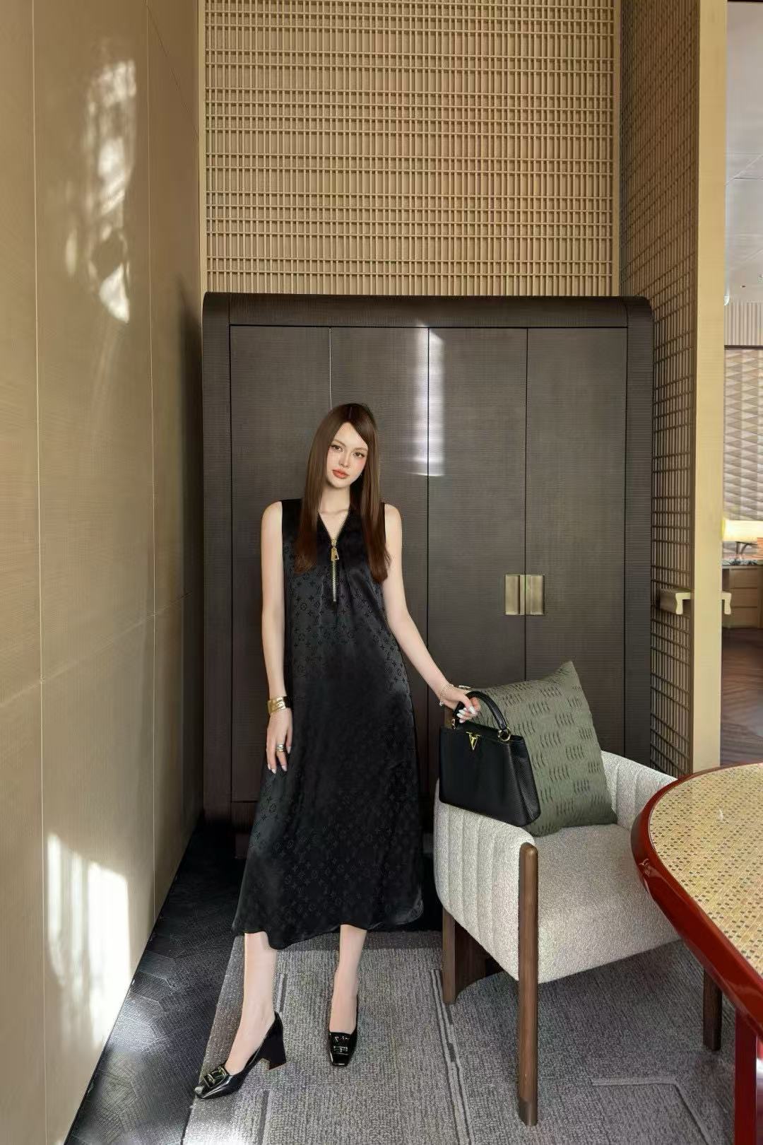 LVジャカードジッパーVネックドレス【50％割引+送料無料】