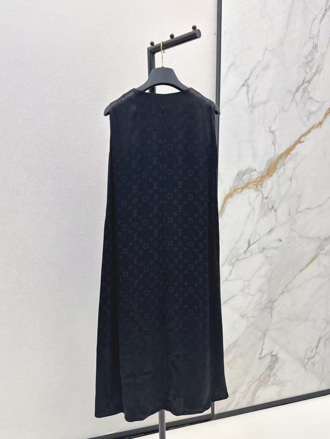 LVジャカードジッパーVネックドレス【50％割引+送料無料】