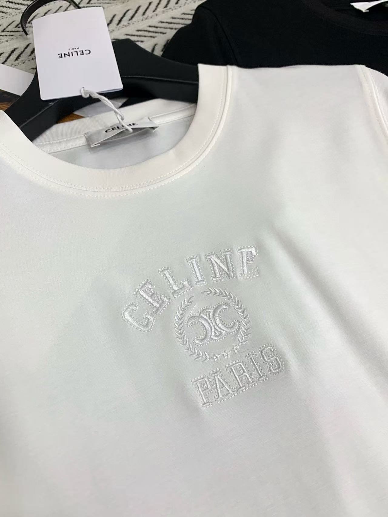 CEL1NE 刺繍レタリングTシャツ【50％割引+送料無料】