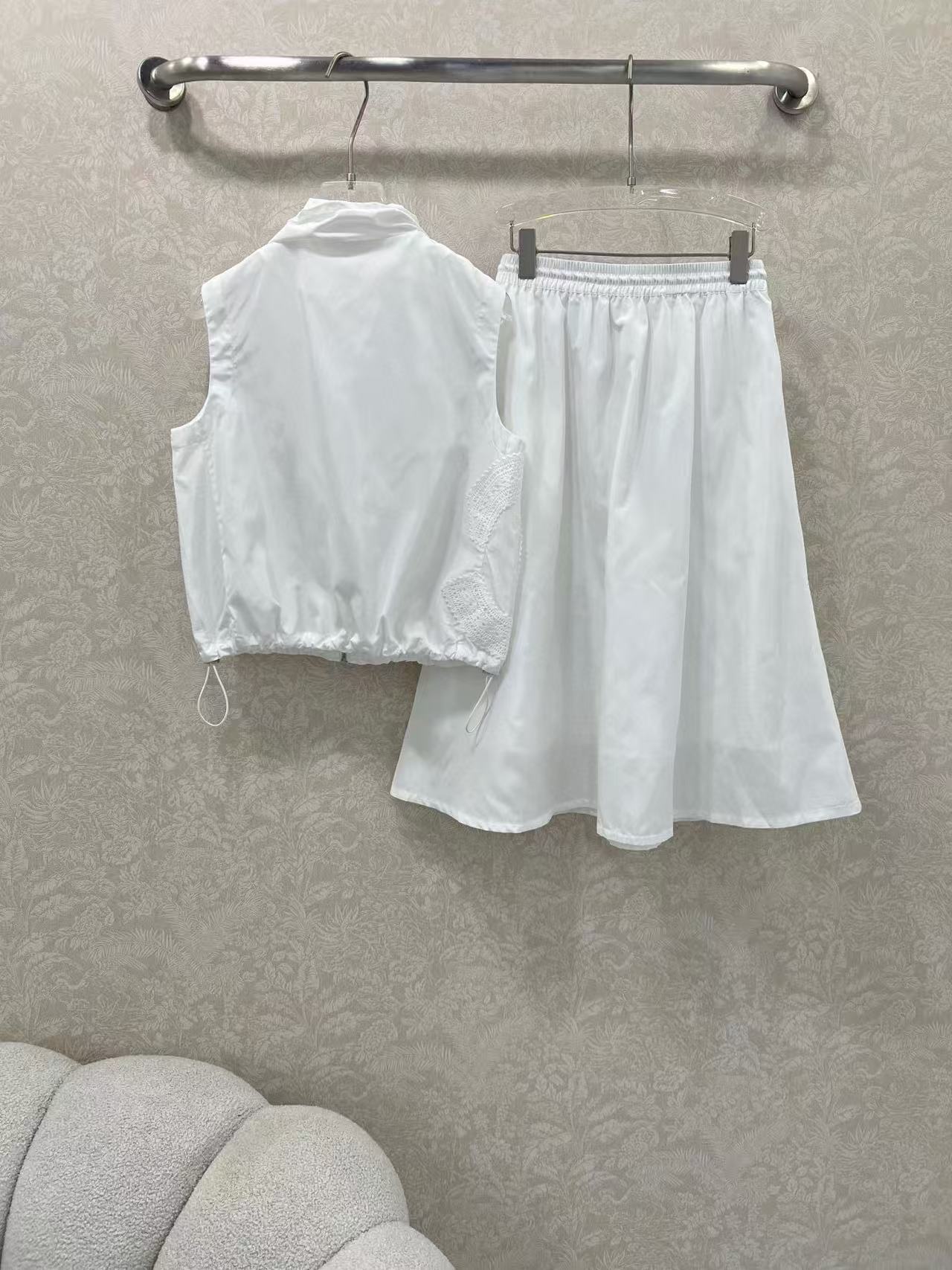 CHANE1 ジッパージャケット+スカート ツーピースセット【50%割引+送料無料】