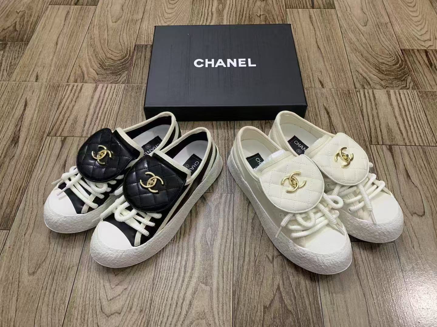 CHANE 1 ダブルC ブラック＆ホワイト カジュアルシューズ【50％割引+送料無料】