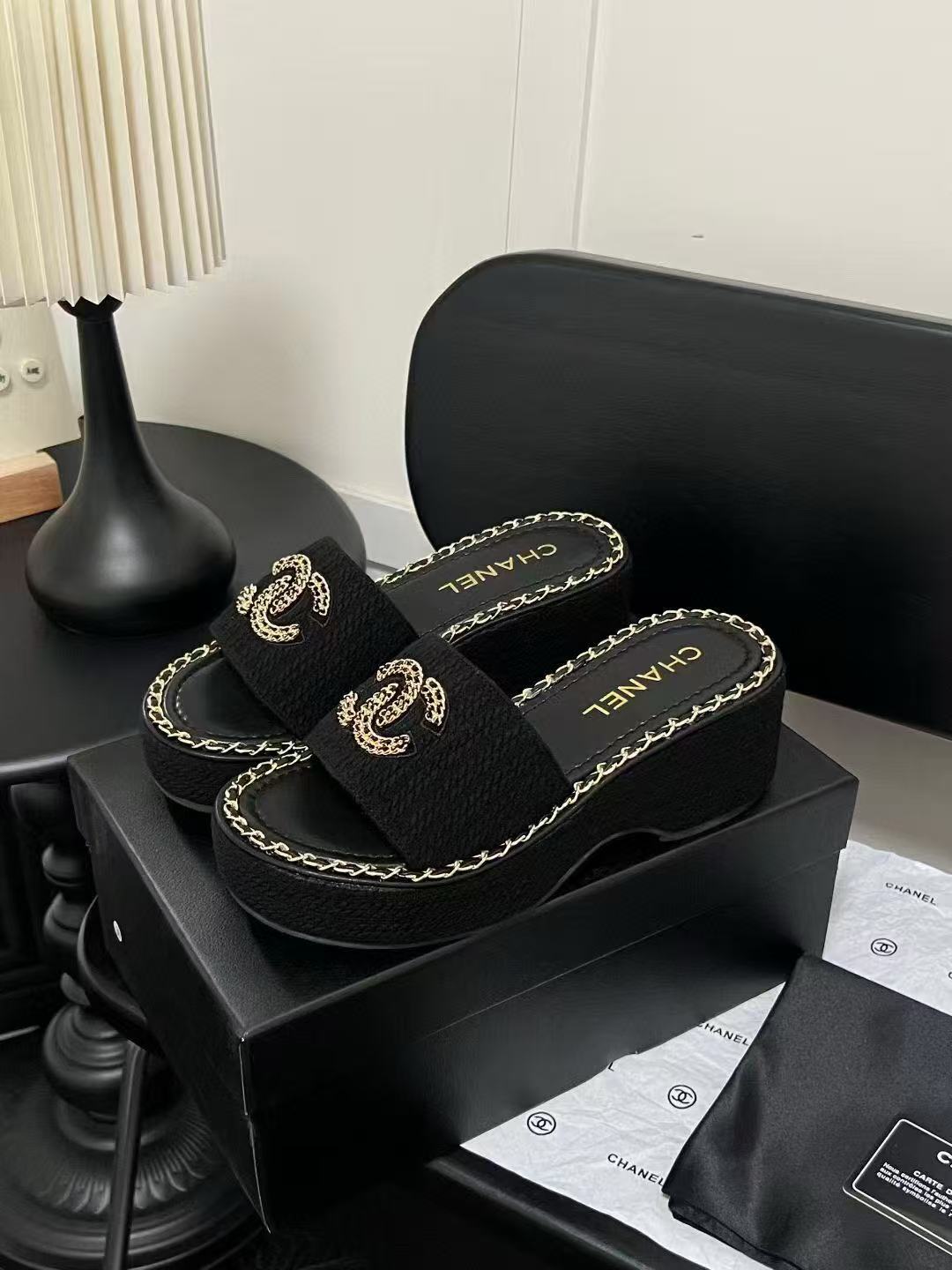 CHANE1 ダブルC 厚底スリッパ【50％割引+送料無料】
