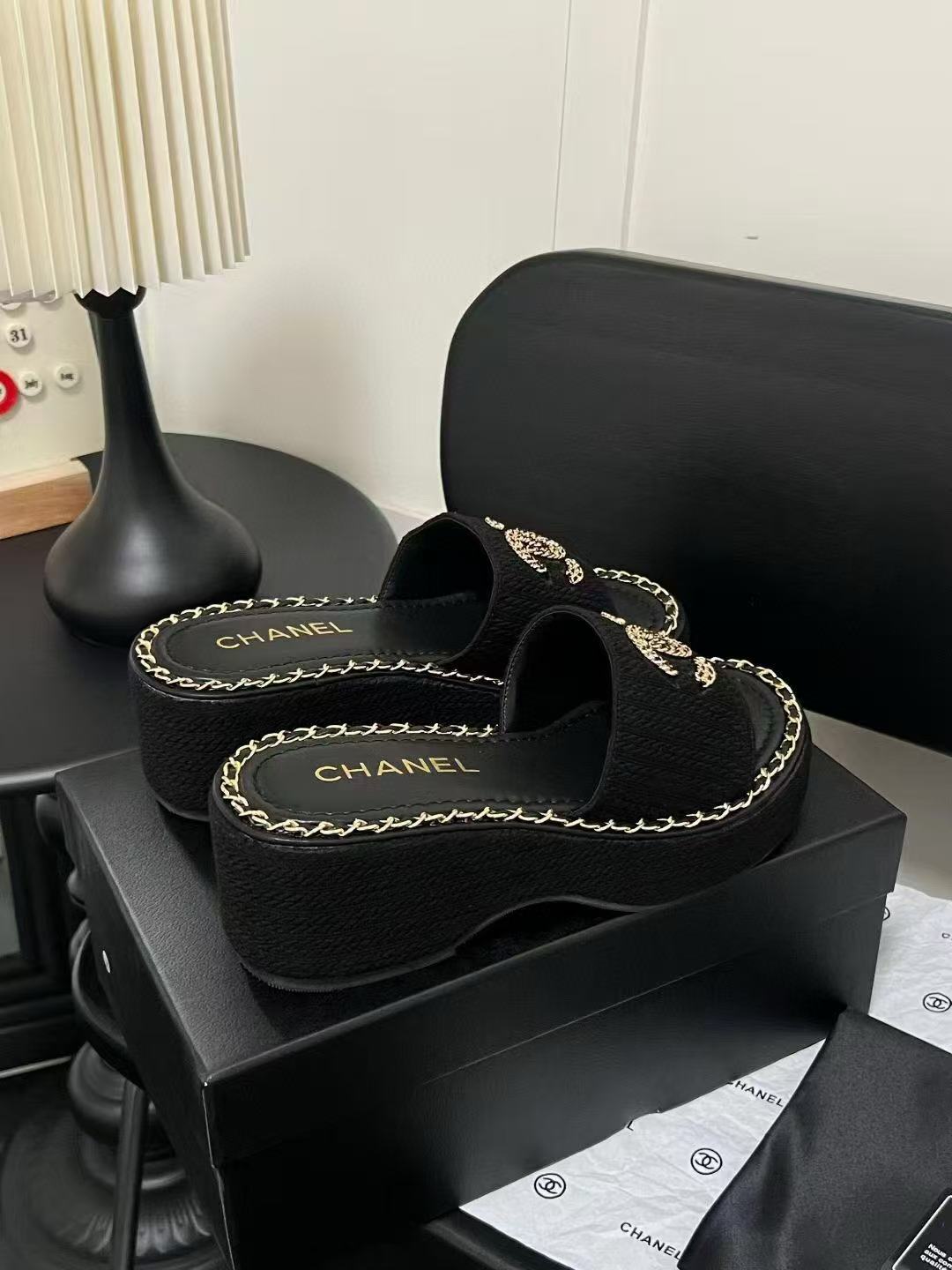 CHANE1 ダブルC 厚底スリッパ【50％割引+送料無料】