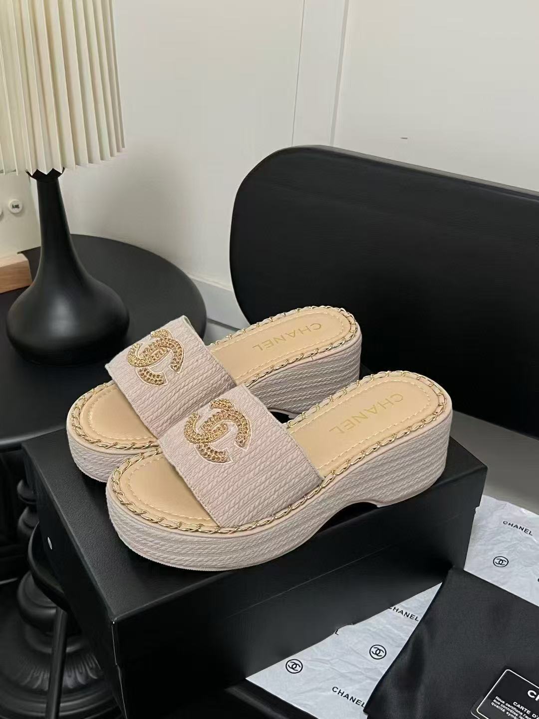 CHANE1 ダブルC 厚底スリッパ【50％割引+送料無料】