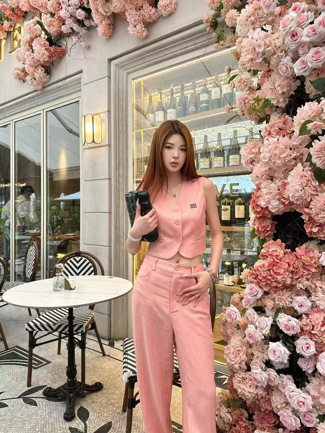 M1UM1U 高品質 ノースリーブベスト + パンツ ツーピースセット【50％割引+送料無料】