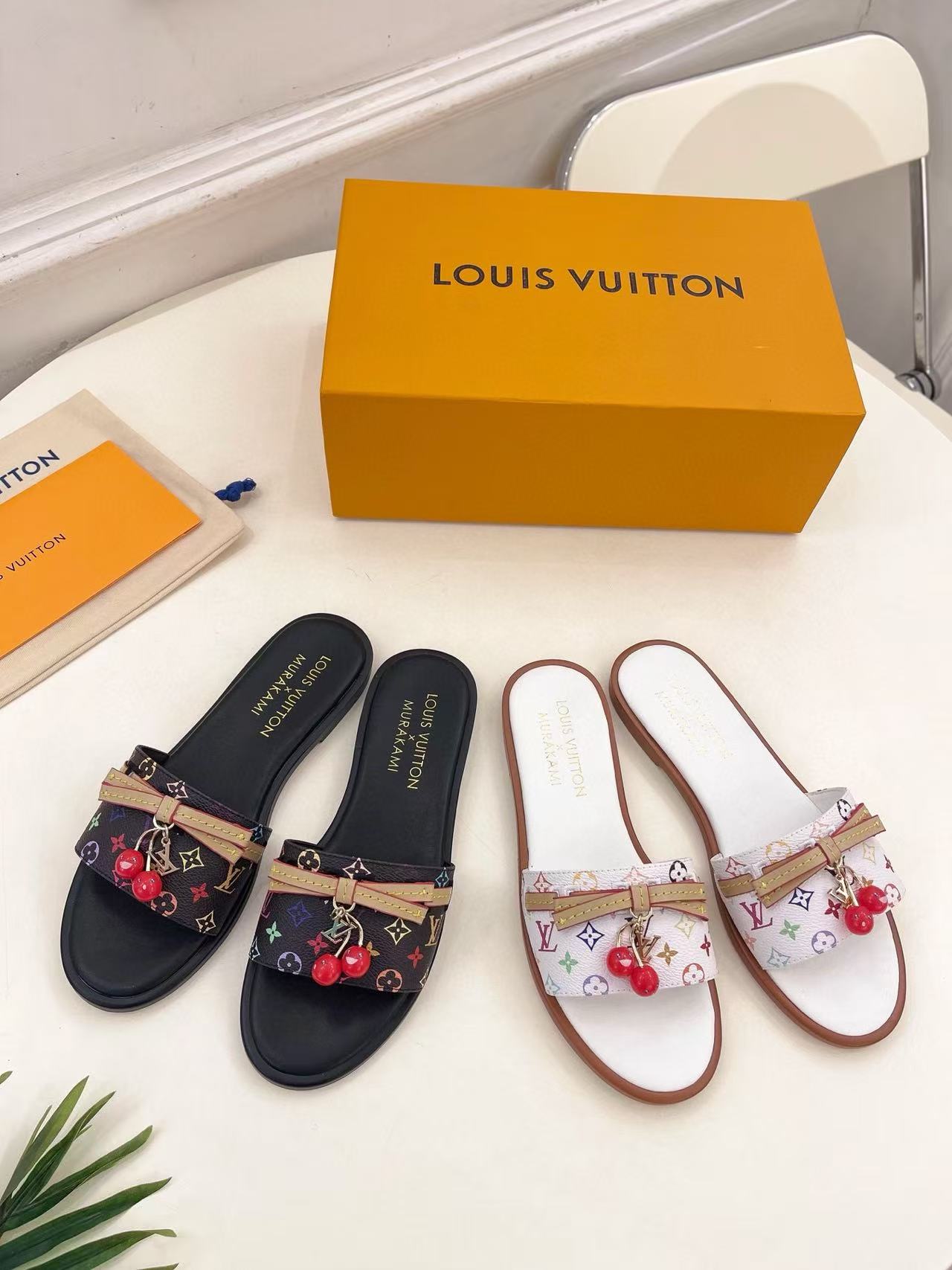 LVの高品質チェリープリントスリッパ【50％割引+送料無料】