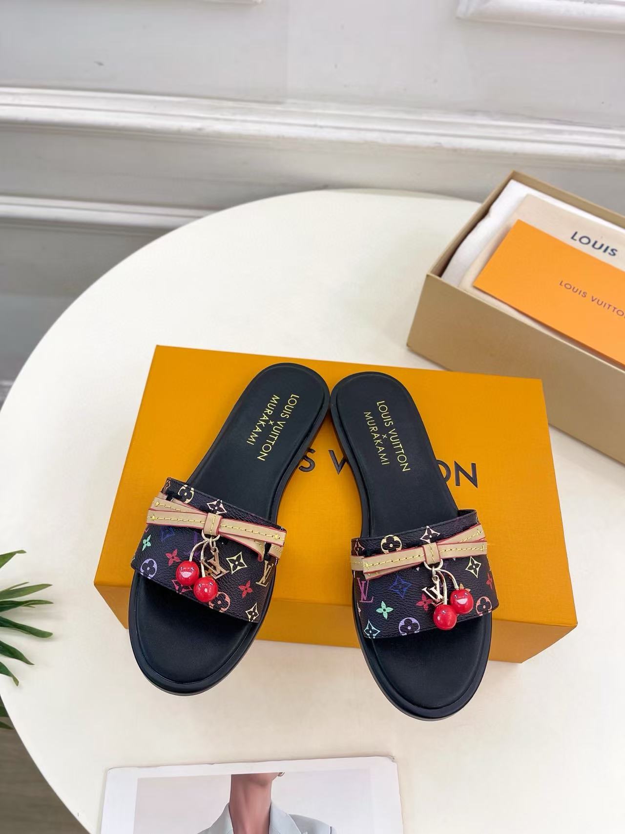 LVの高品質チェリープリントスリッパ【50％割引+送料無料】