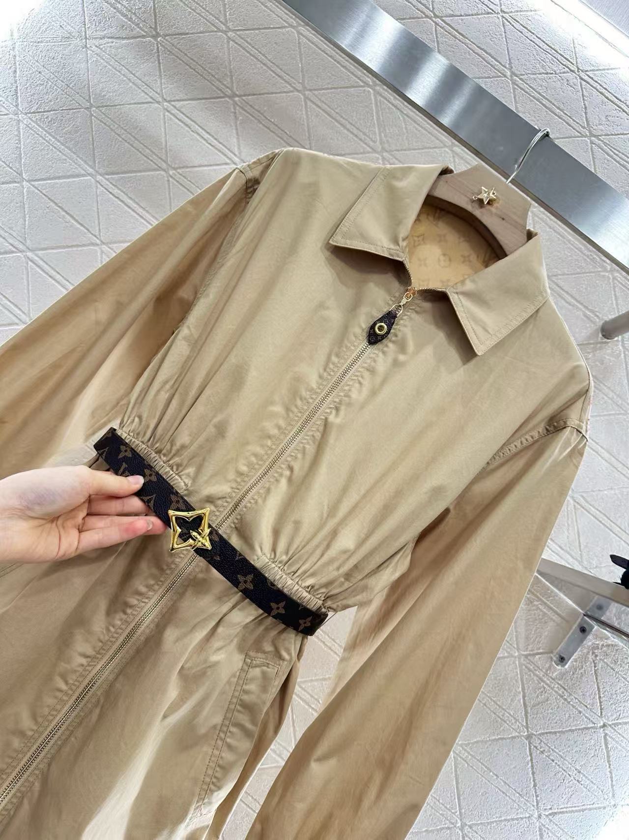 LVラペルジッパー長袖ドレス【50％割引+送料無料】