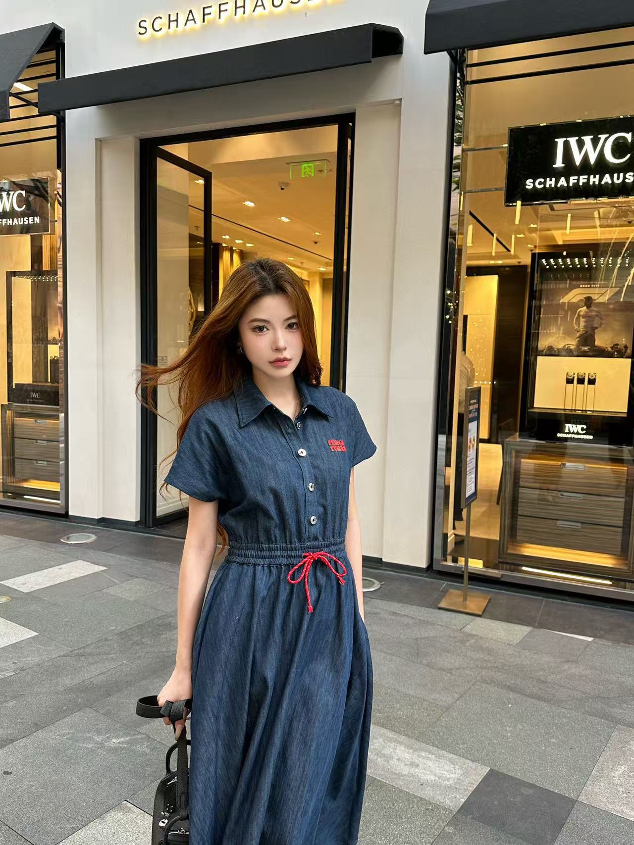 M1UM1U シンプルレースアップデニムドレス【50％割引+送料無料】