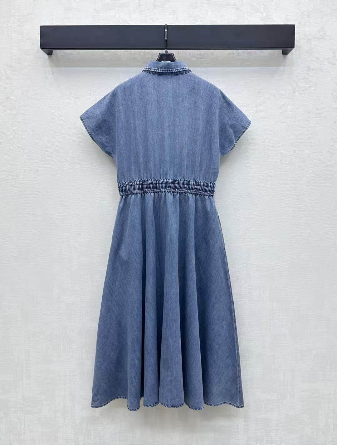 M1UM1U シンプルレースアップデニムドレス【50％割引+送料無料】