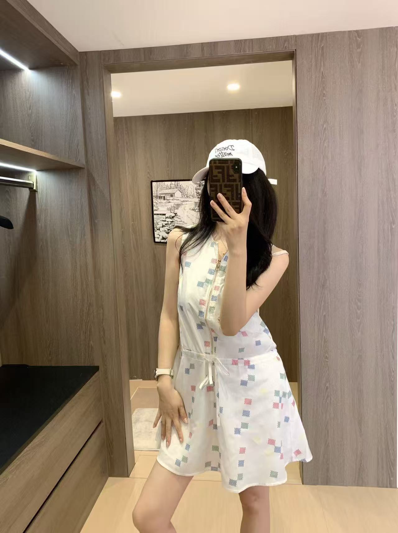 LVチェック柄ジッパーノースリーブドレス【50％割引+送料無料】