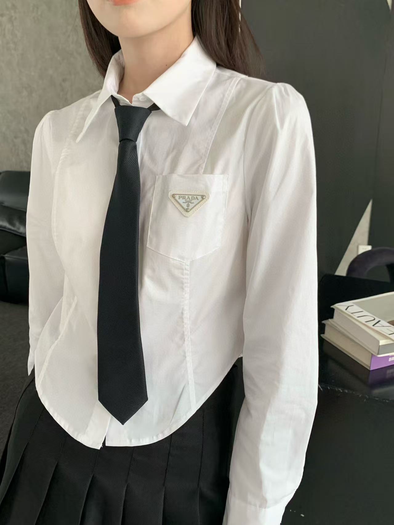 PR4DA トライアングルロゴ タイシャツ【50％割引+送料無料】