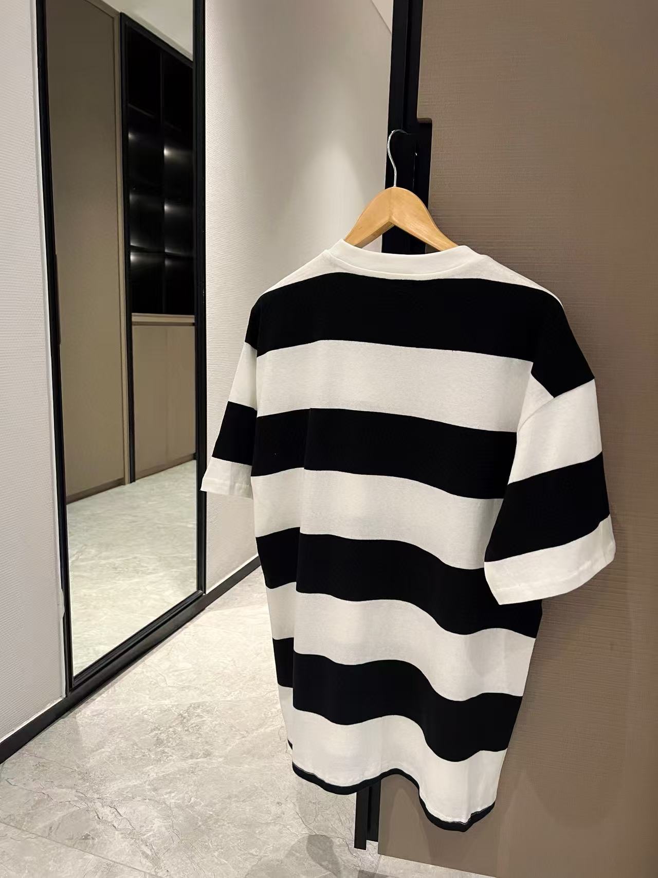 CHANE1 ブラック＆ホワイト ダブルC Tシャツ【50％割引+送料無料】