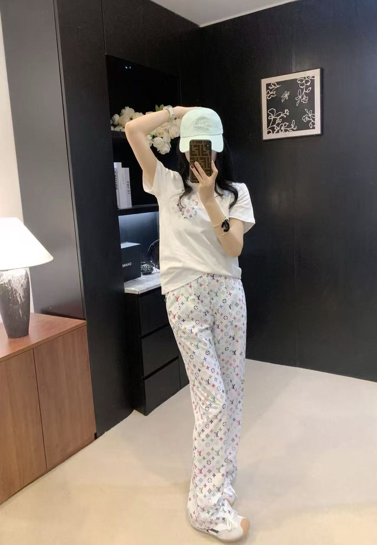 LVポケットTシャツ+パンツのツーピースセット【50％割引+送料無料】