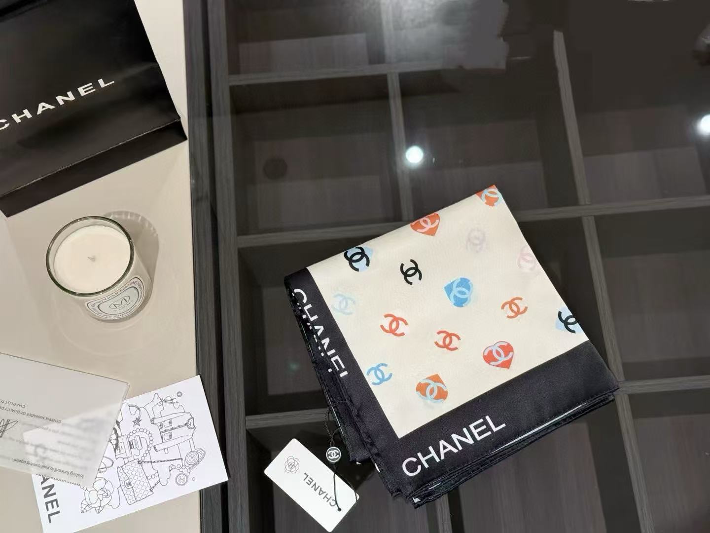 CHANE1 ダブルC フルロゴ シルクスカーフ【50％割引+送料無料】