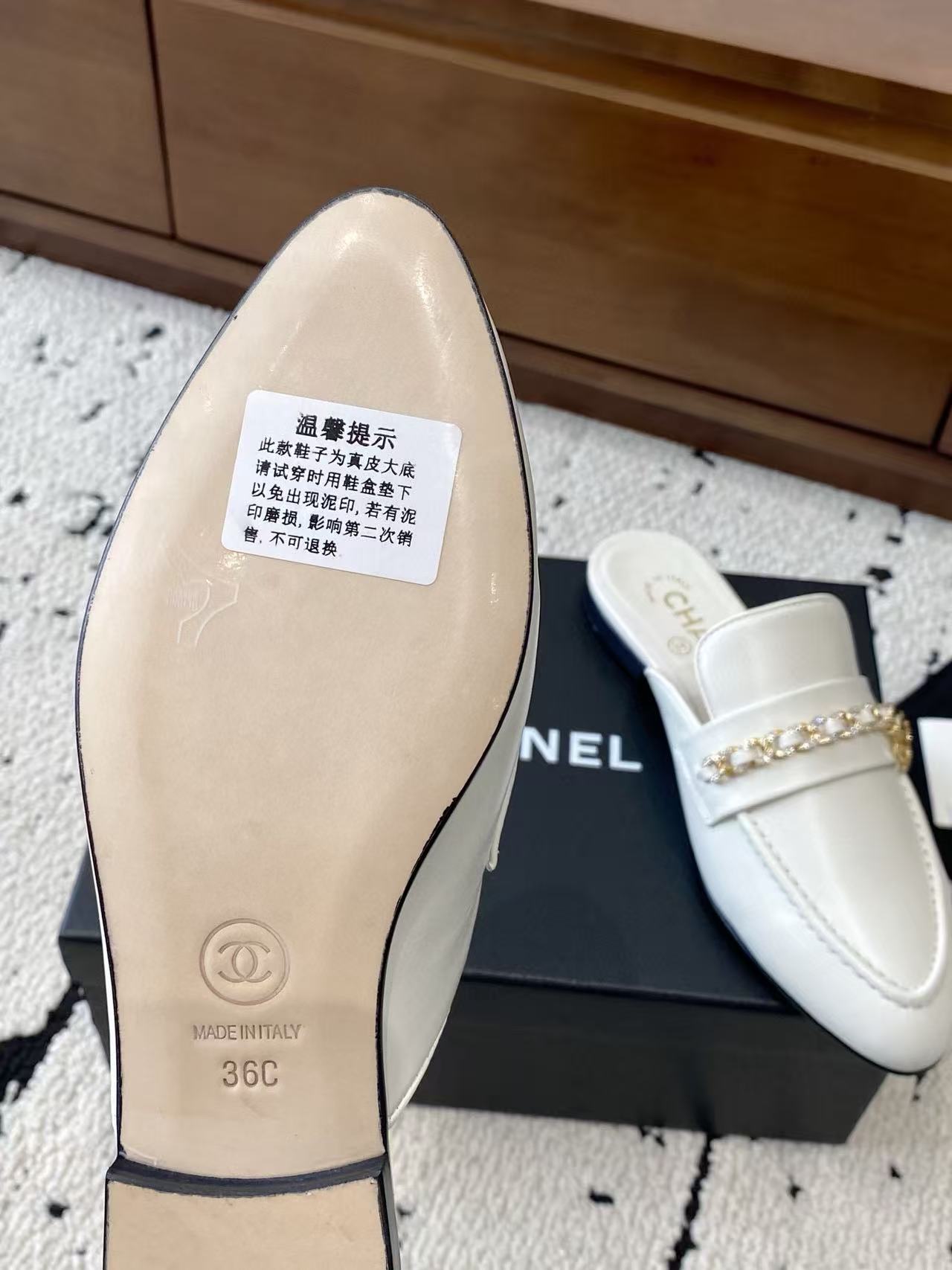 CHANE1 高品質チェーンレザースリッパ【50％割引+送料無料】