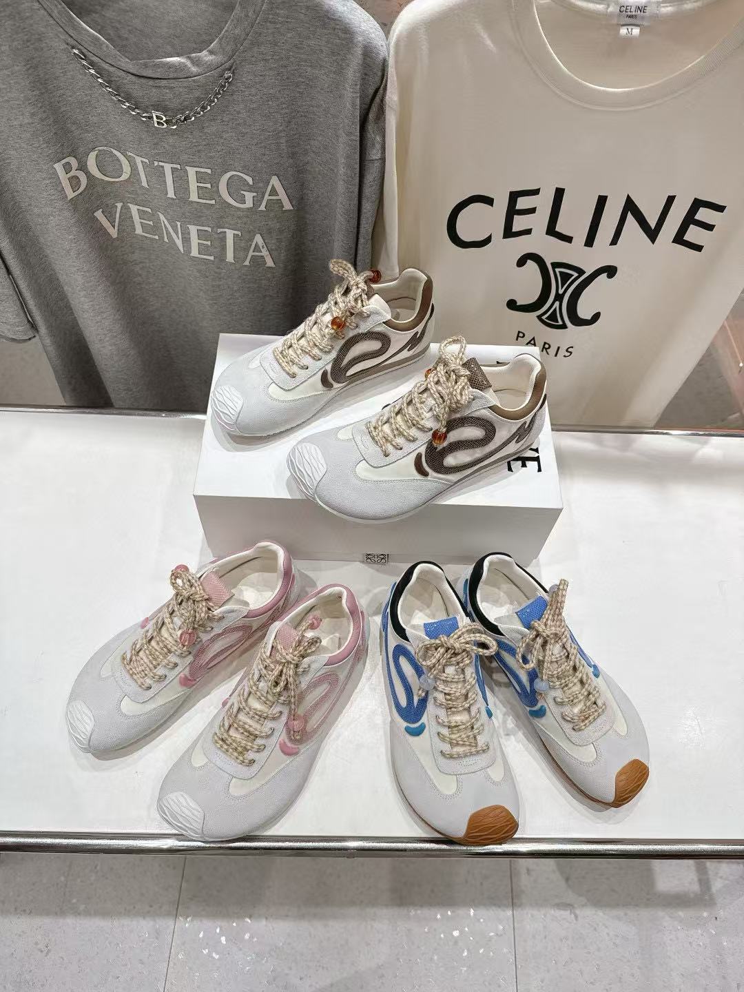 L0WEWの高品質カジュアルシューズ【50％割引+送料無料】