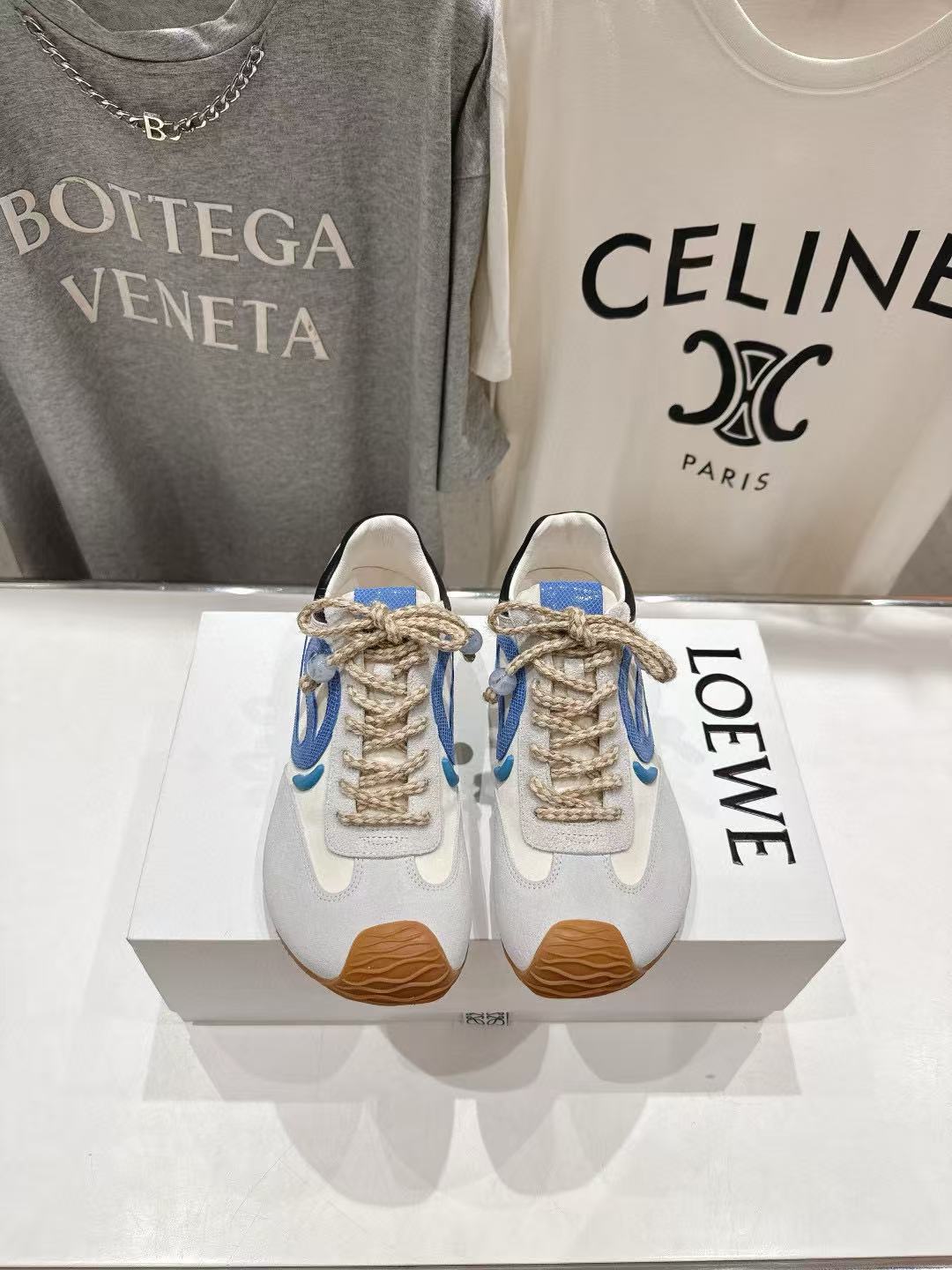 L0WEWの高品質カジュアルシューズ【50％割引+送料無料】