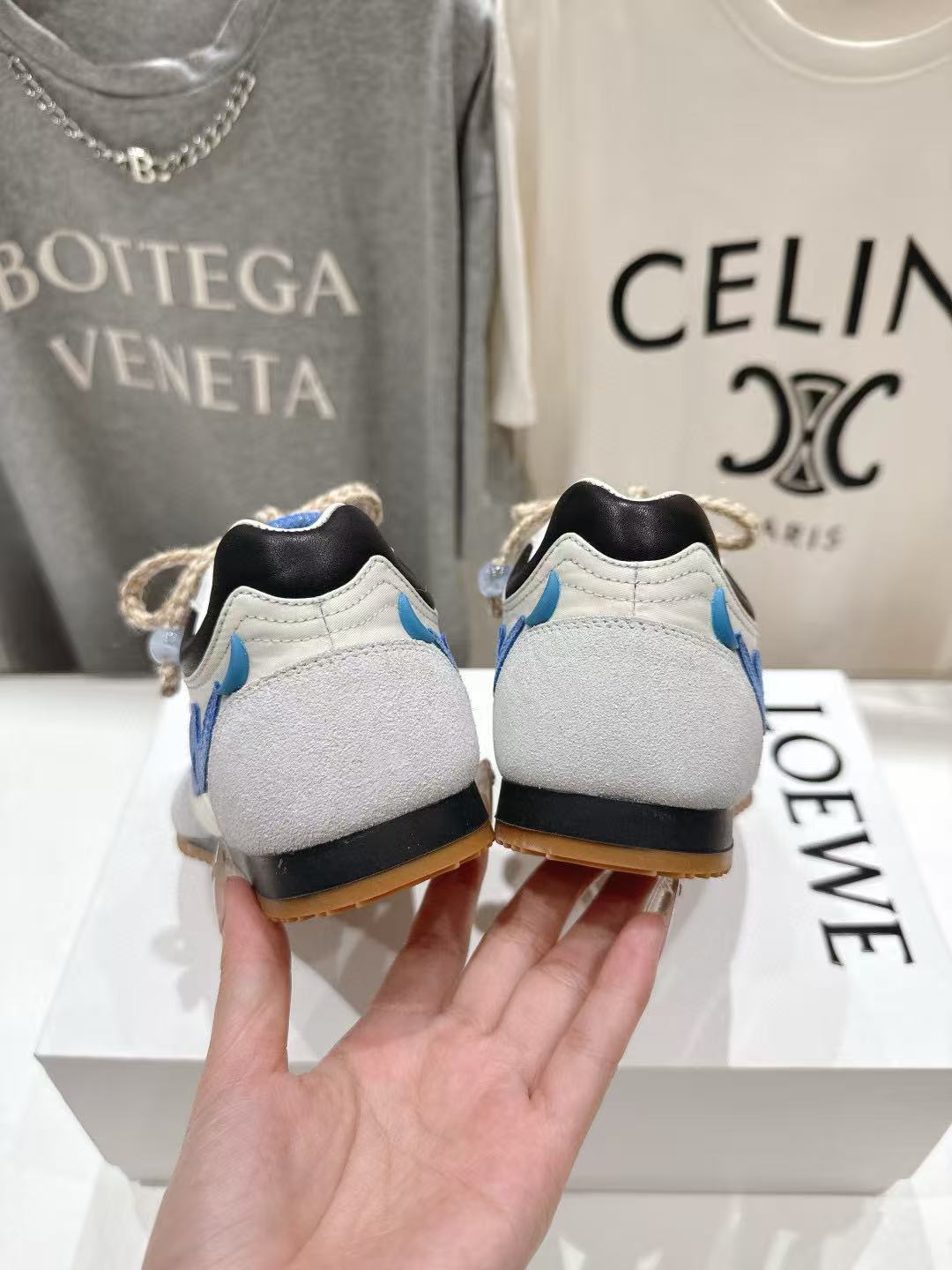 L0WEWの高品質カジュアルシューズ【50％割引+送料無料】