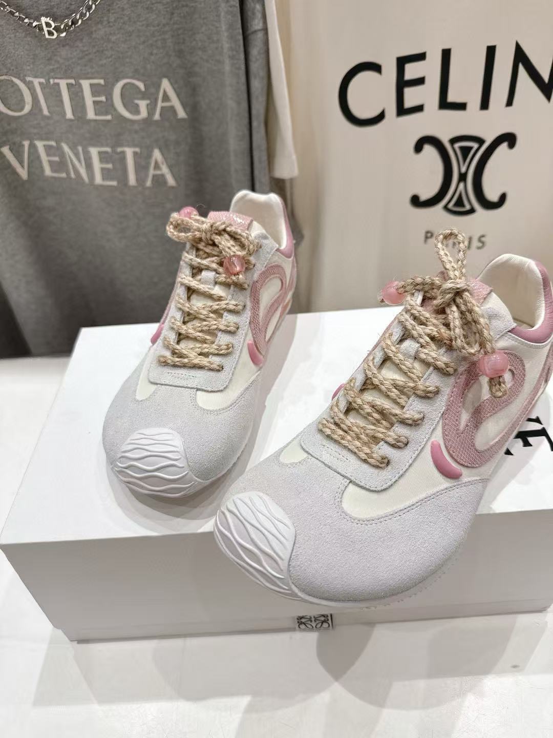 L0WEWの高品質カジュアルシューズ【50％割引+送料無料】