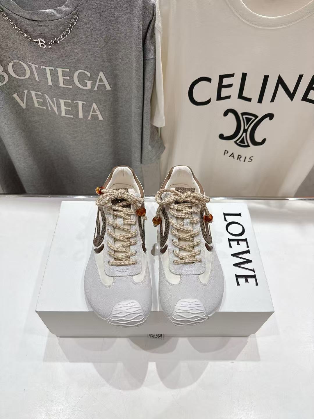 L0WEWの高品質カジュアルシューズ【50％割引+送料無料】