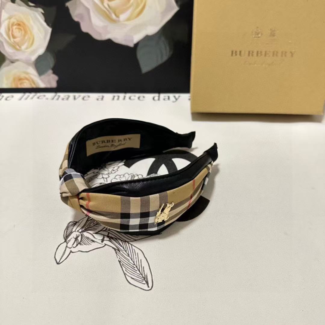BUR8ERRY チェック柄ヘッドバンド【50％割引+送料無料】