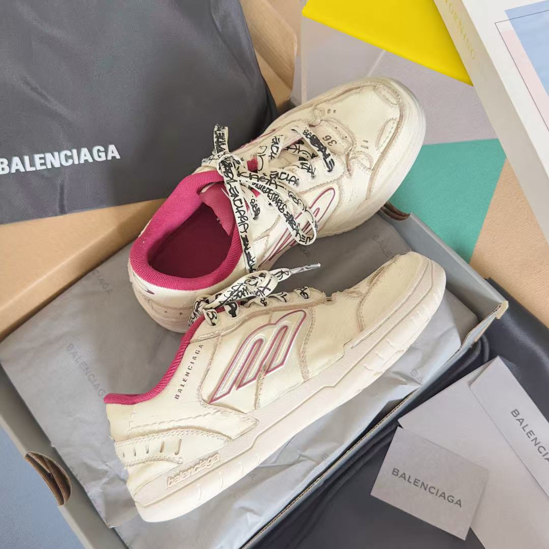 BALENC1AG 上質なダメージ加工カジュアルシューズ【50％割引+送料無料】