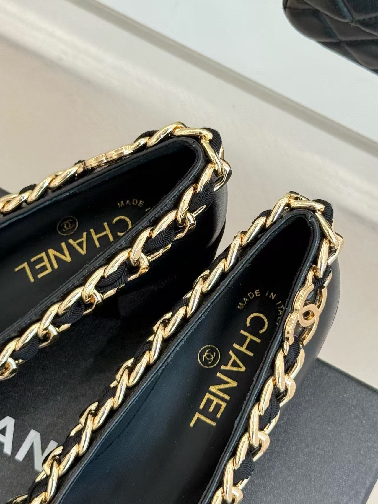 CHANE1 高品質チェーンローヒール【50％割引+送料無料】