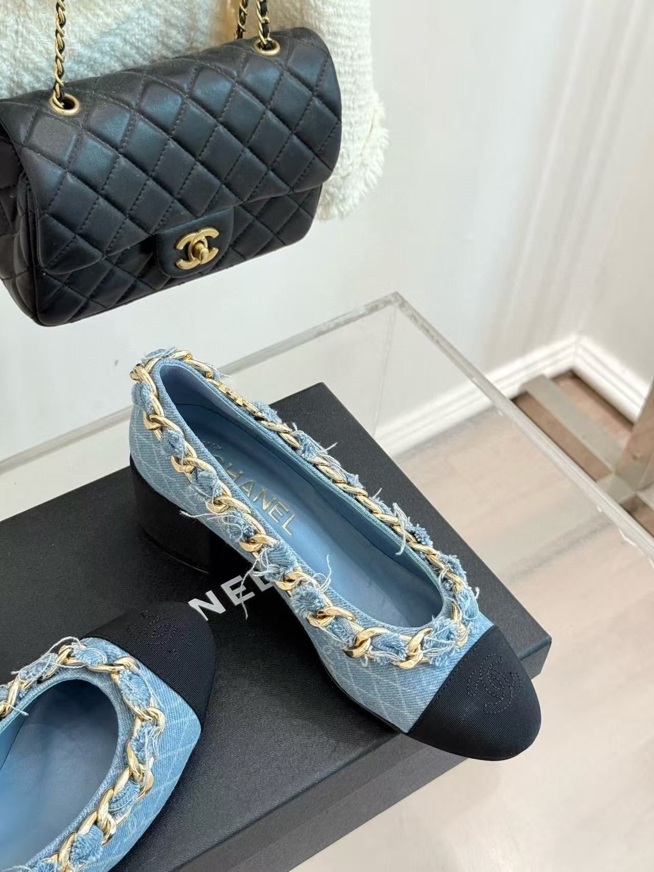 CHANE1 高品質チェーンローヒール【50％割引+送料無料】