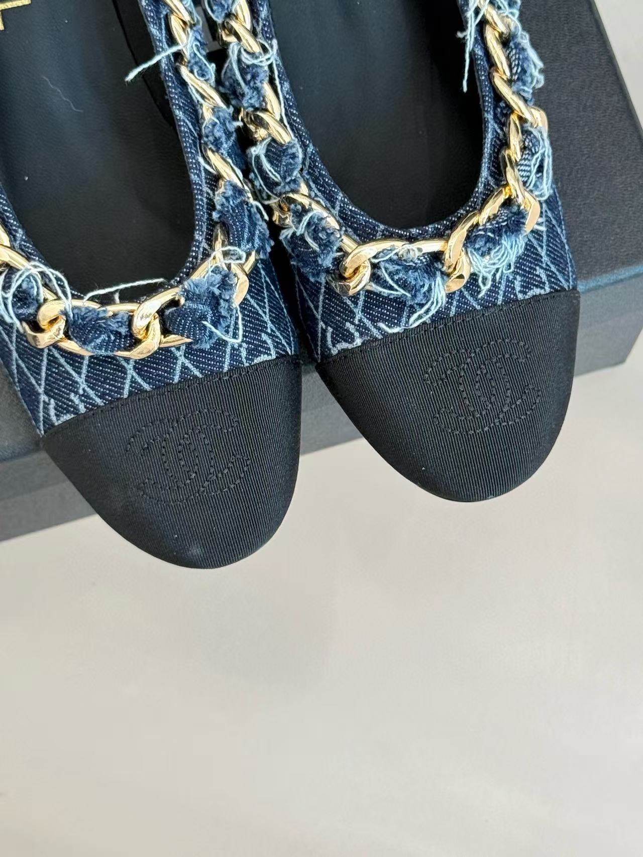 CHANE1 高品質チェーンローヒール【50％割引+送料無料】