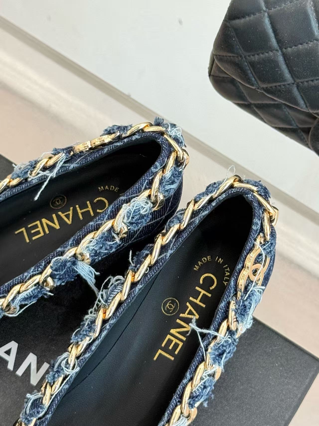 CHANE1 高品質チェーンローヒール【50％割引+送料無料】