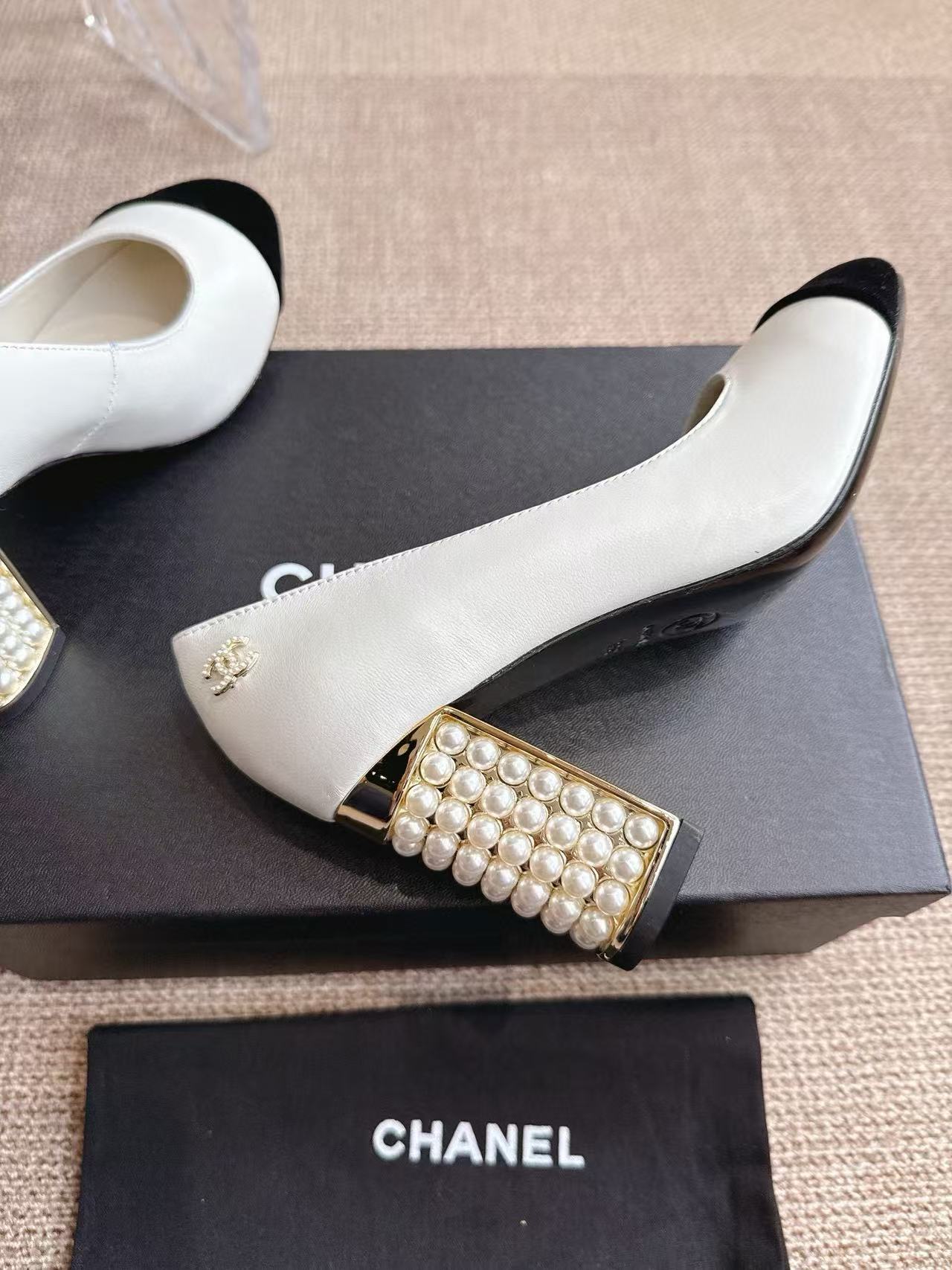 CHANE1 高品質パールハイヒール【50％割引+送料無料】