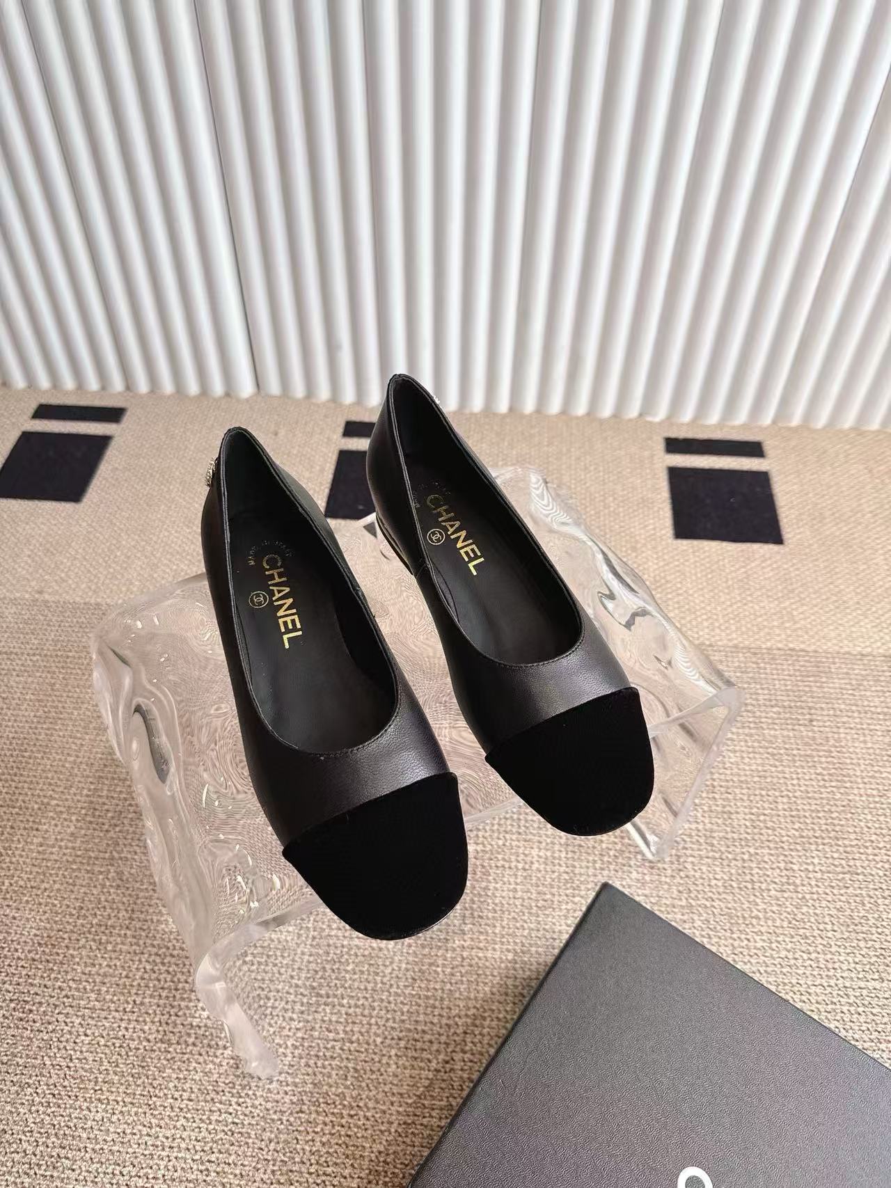 CHANE1 高品質メリージェーンパールフラットシューズvvvv【50％割引+送料無料】