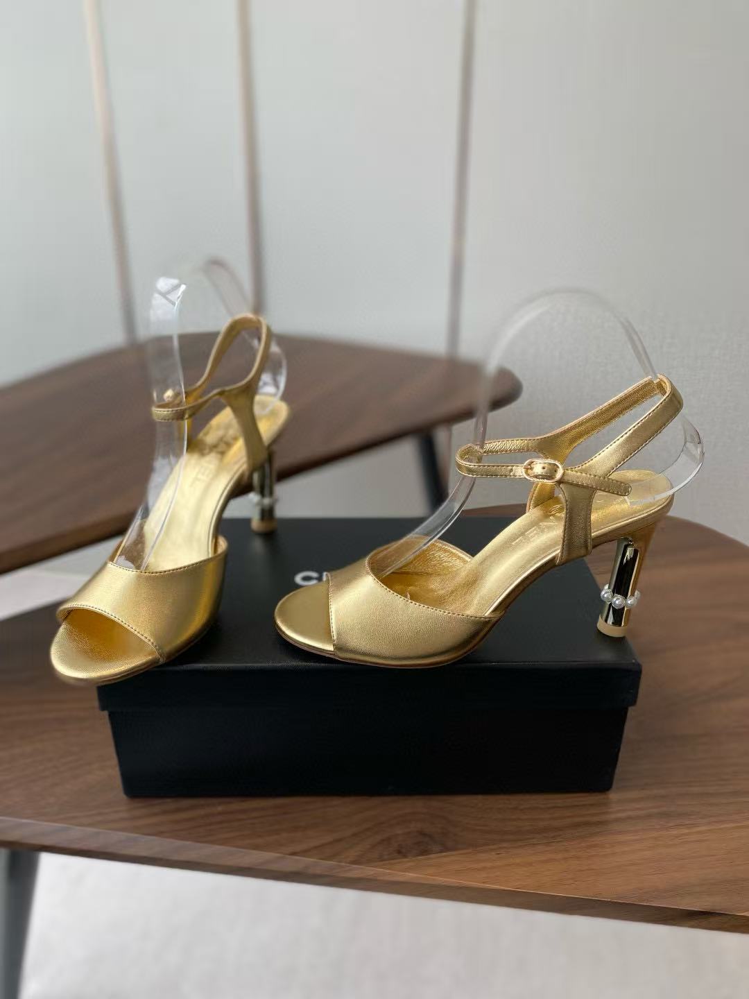 CHANE1 高品質シンプルハイヒールサンダル【50％割引+送料無料】