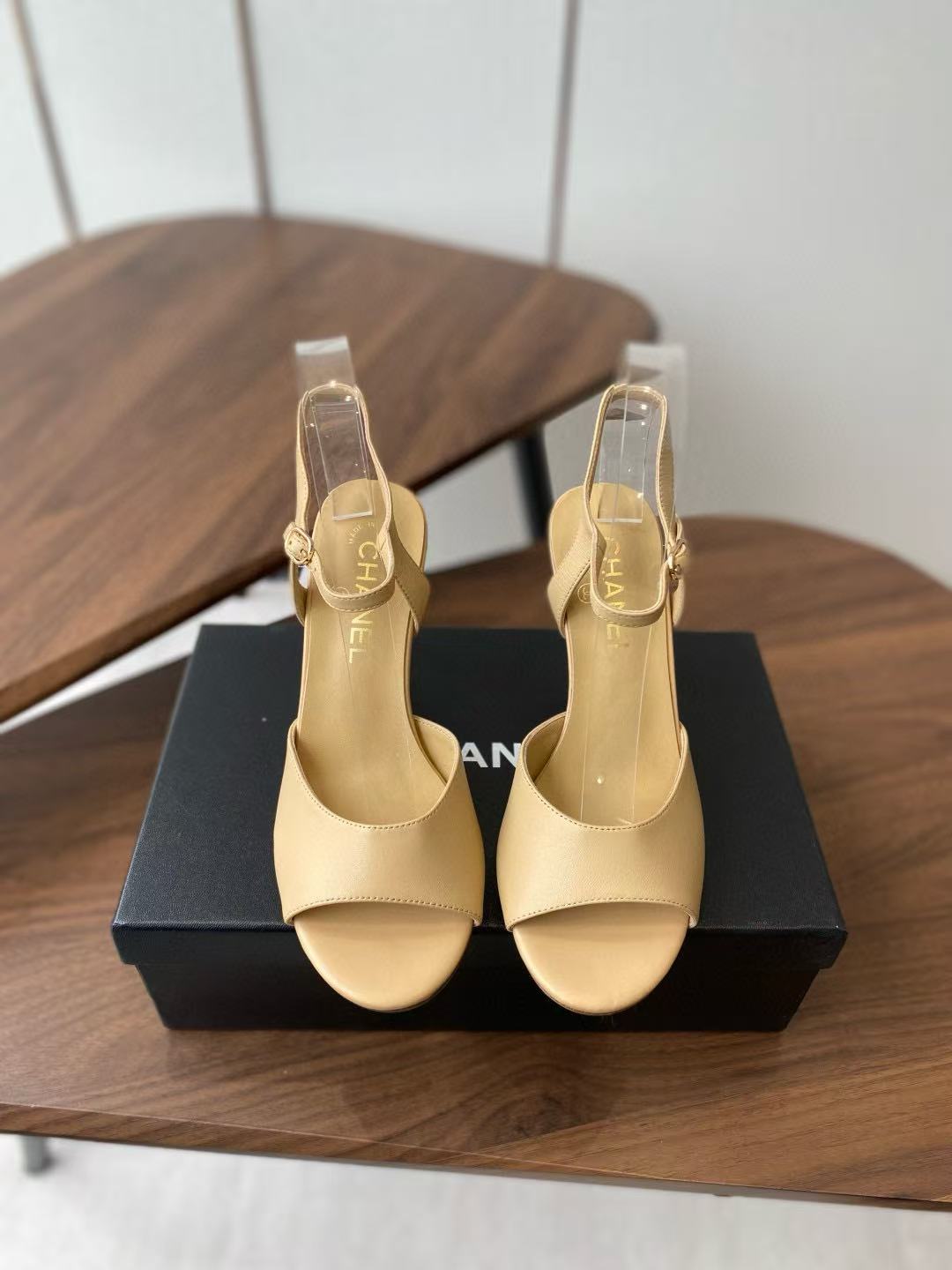 CHANE1 高品質シンプルハイヒールサンダル【50％割引+送料無料】