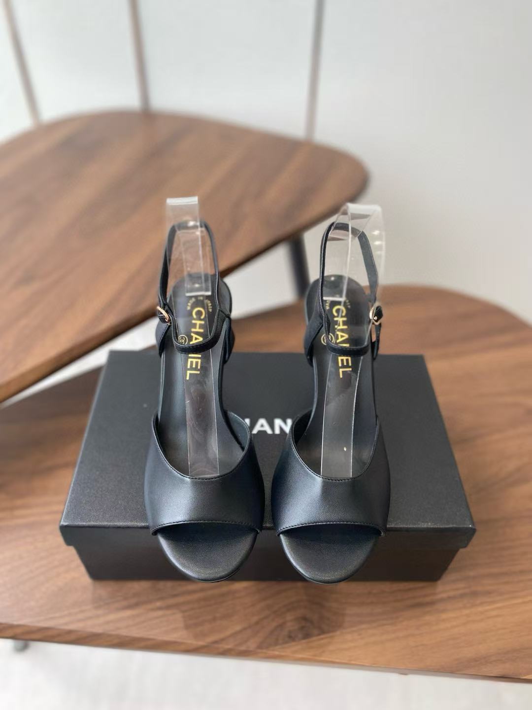 CHANE1 高品質シンプルハイヒールサンダル【50％割引+送料無料】