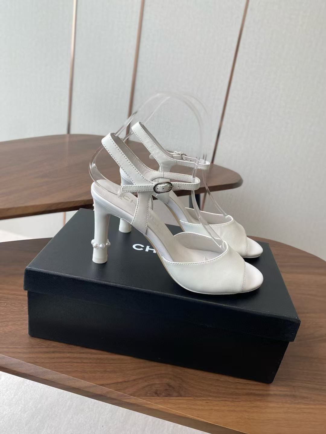 CHANE1 高品質シンプルハイヒールサンダル【50％割引+送料無料】