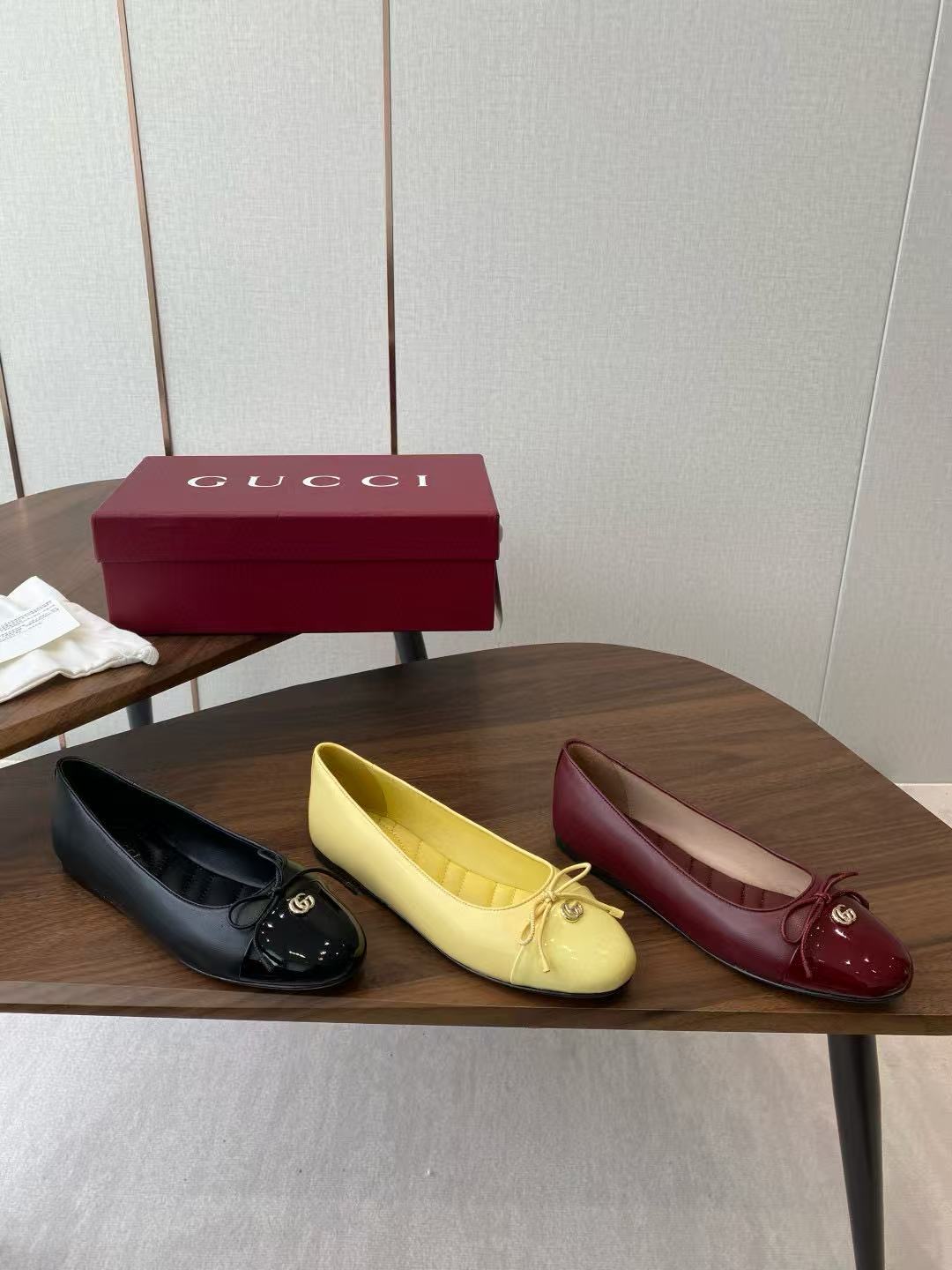 GUCC1 高品質リボンフラットシューズ【50％割引+送料無料】