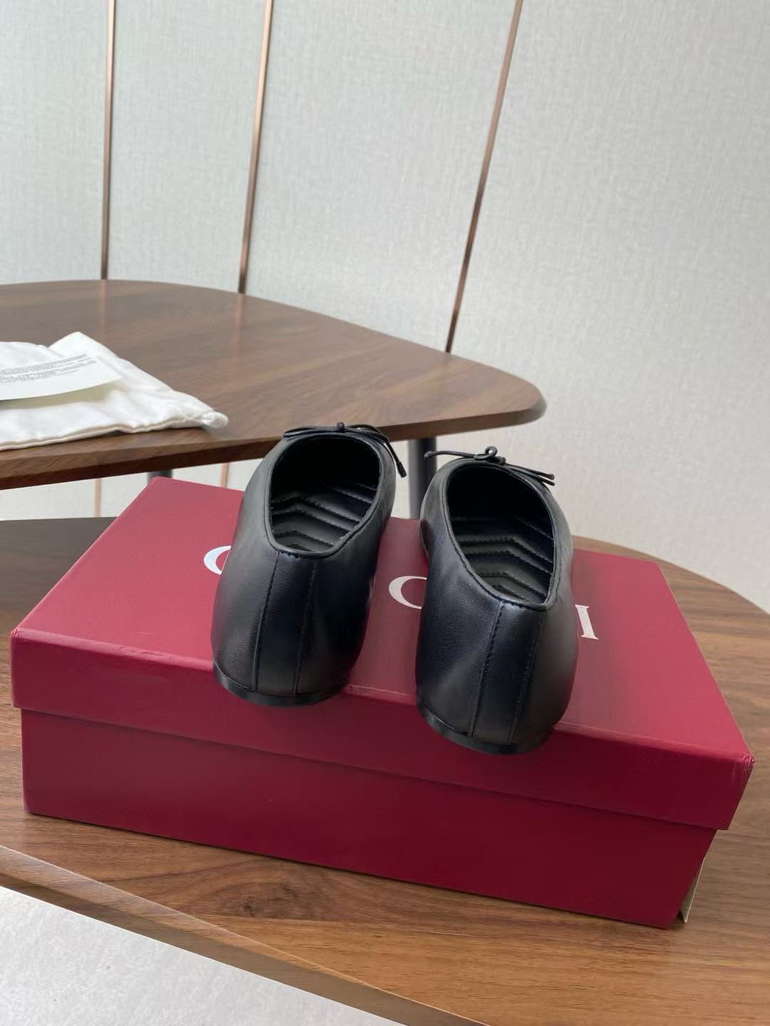 GUCC1 高品質リボンフラットシューズ【50％割引+送料無料】