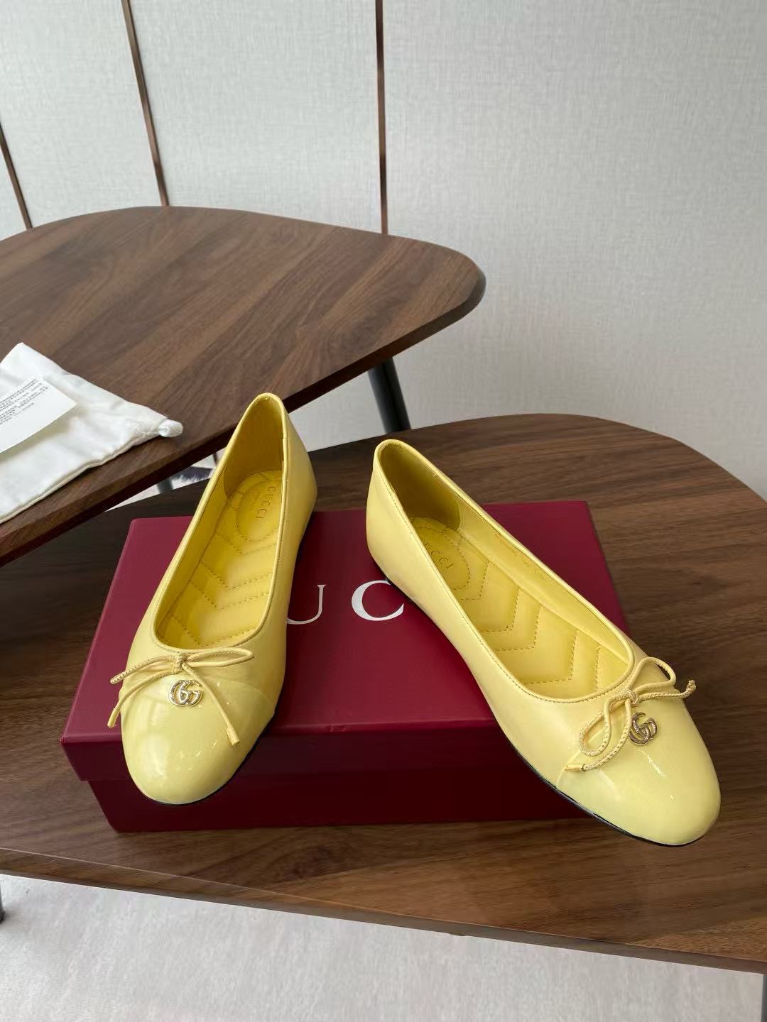 GUCC1 高品質リボンフラットシューズ【50％割引+送料無料】