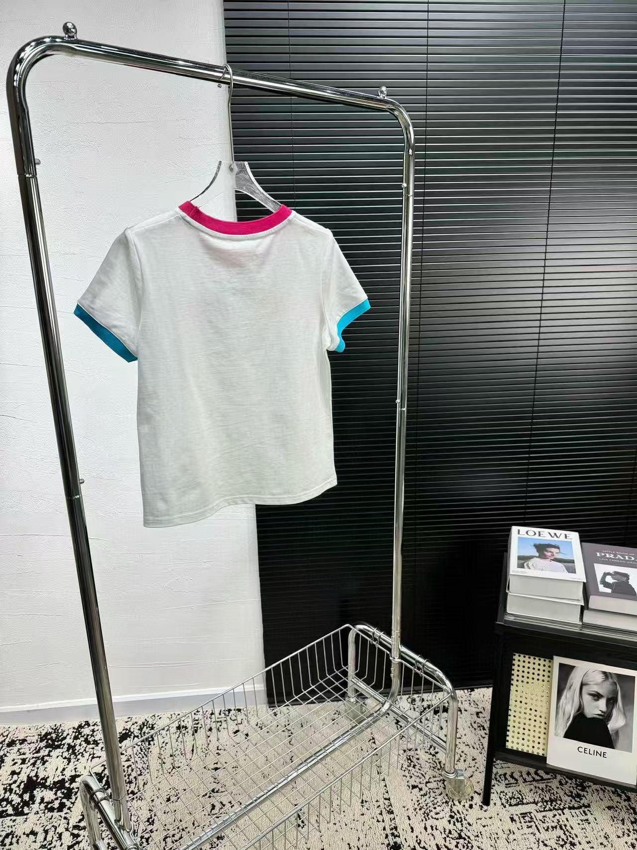 CEL1NE カラフルレタリングTシャツ【50％割引+送料無料】